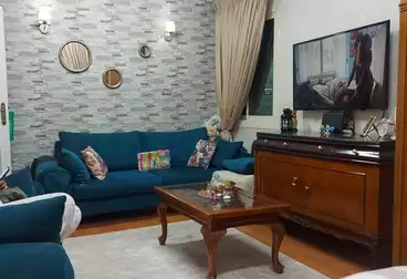 Apartments For sale - 3 rooms - floor 8