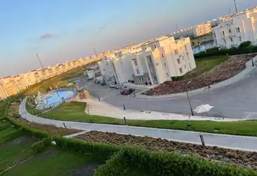 شاليهات للبيع - 4 غرف - بالدور 2