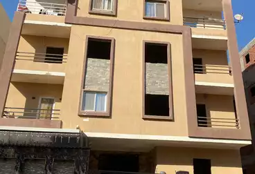 شقق للبيع - 3 غرف - بالدور 1