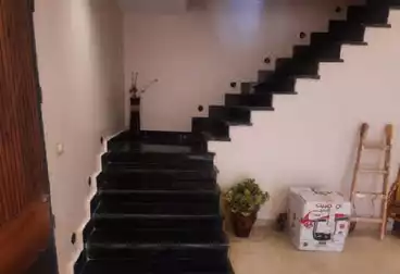 Apartments For sale - 4 rooms - floor 0