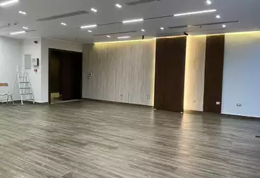 مكاتب للإيجار - 3 غرف - بالدور 2