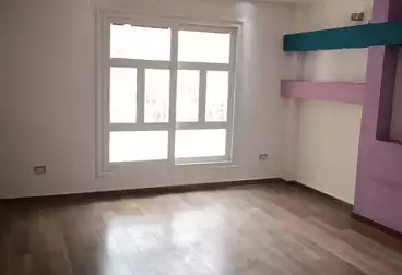 Apartments For sale - 2 rooms - floor 1