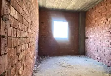 Apartments For sale - 3 rooms - floor 1