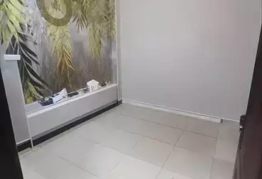 Apartments For sale - 2 rooms - floor 5
