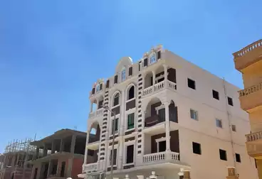 Apartments For sale - 3 rooms - floor 1