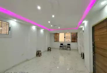 Apartments For sale - 2 rooms - floor 8