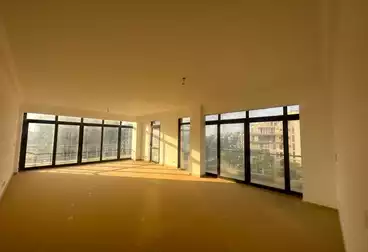 Apartments For rent - 4 rooms - floor 3