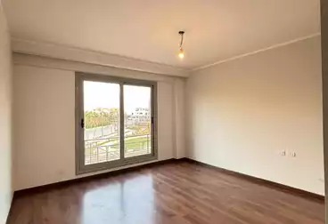 Apartments For sale - 3 rooms - floor 1