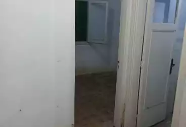 شقق للبيع - 3 غرف - بالدور 1