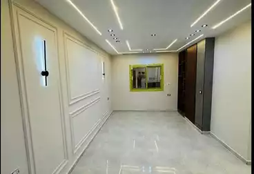 Apartments For sale - 2 rooms - floor 1