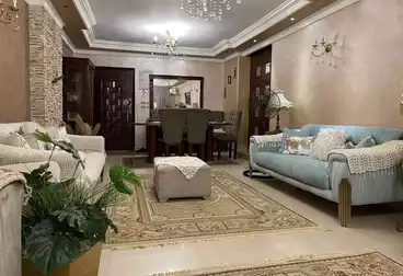 عقارات للبيع - 3 غرف - بالدور 5