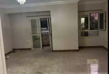 Apartments For sale - 2 rooms - floor 1
