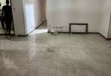 Apartments For sale - 2 rooms - floor 1