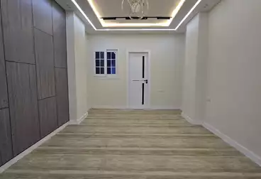 Apartment with Garden For sale - 4 rooms - floor 0