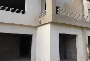 Villas For sale - 4 rooms