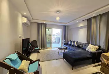 شقق مفروشة للبيع - 3 غرف - بالدور 9