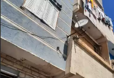 House / Home For sale - 8 rooms