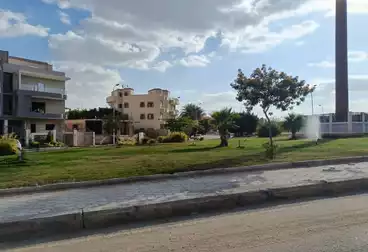 Apartments For sale - 3 rooms - floor 4