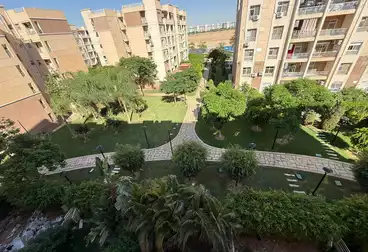 Apartments For sale - 2 rooms - floor 4