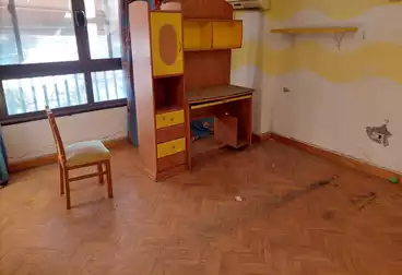 Apartments For sale - 2 rooms - floor 4