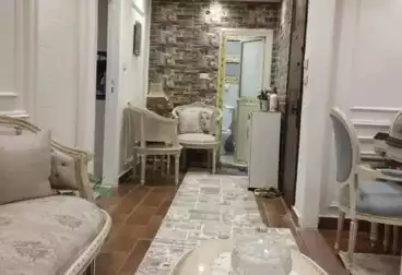 Apartments For sale - 2 rooms - floor 5