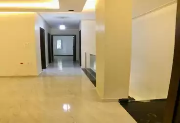 فلل للإيجار - 3 غرف - بالدور 0