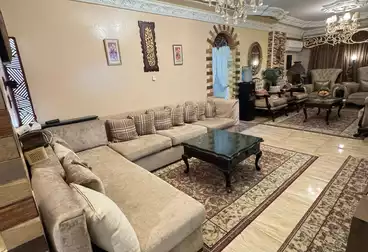 عقارات للبيع - 3 غرف - بالدور 8