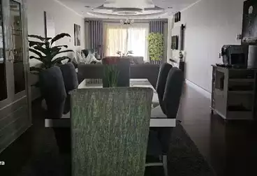 Furnished Apartment For sale - 3 rooms - floor 5
