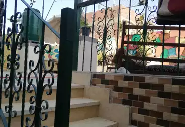 House / Home For sale - 5 rooms