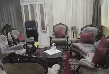 شقق للبيع - 3 غرف - بالدور 1