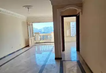 Apartments For sale - 3 rooms - floor 10
