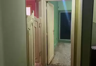 Apartments For sale - 2 rooms - floor 1