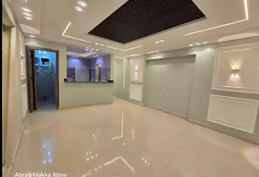 Apartments For sale - 3 rooms - floor 5