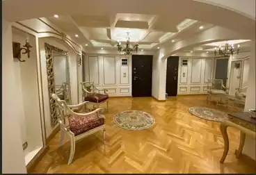 Apartments For sale - 4 rooms - floor 8