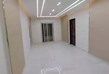 شقق للبيع - 3 غرف - بالدور 3