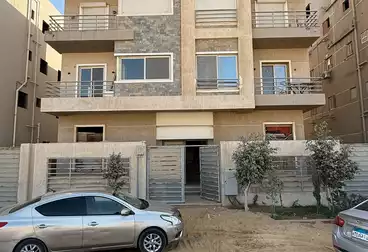 شقق للبيع - 3 غرف - بالدور 3