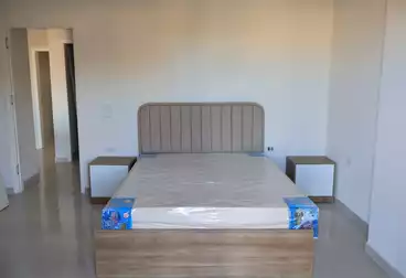 Apartments For sale - 6 rooms - floor 1