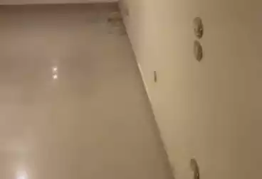 Apartments For sale - 2 rooms - floor 9