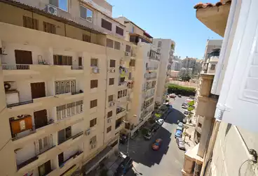 شقق للإيجار - 3 غرف - بالدور 6