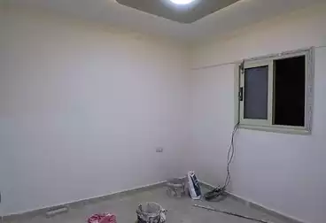 شقق للبيع - 3 غرف - بالدور 1