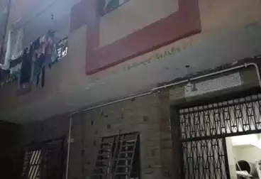 Building For sale - 10 rooms