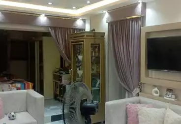 شقق للإيجار - 3 غرف - بالدور 0