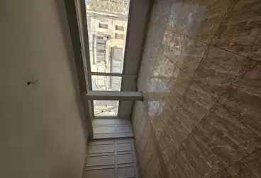 Administrative For rent - 3 rooms - floor 13