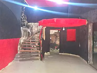تجاري للإيجار - بالدور 0