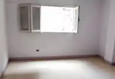 Apartments For sale - 3 rooms - floor 4