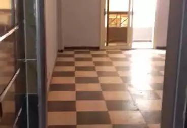 undefined undefined - 2 rooms - floor 1