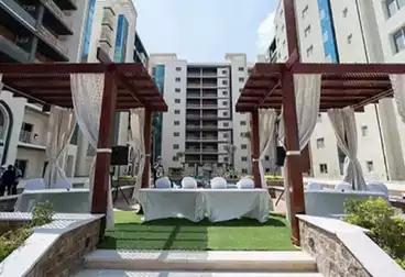 Apartments For sale - 3 rooms - floor 8
