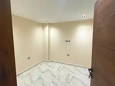 عقارات للبيع - 3 غرف - بالدور 13