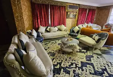 Furnished Apartment For sale - 5 rooms - floor 9