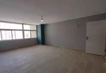 Apartments For sale - 5 rooms - floor 3